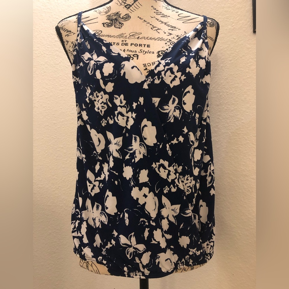West Kei Blue and White XS